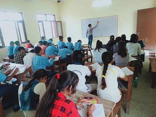 sunshine school Ikauna, Sharavasti